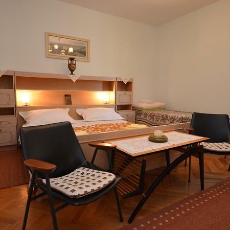 Apartment Nadica Punat Luaran gambar